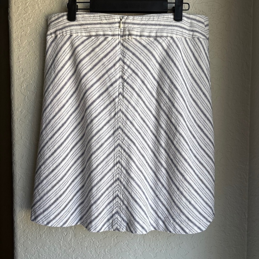 Women M Chevron Striped Skirt White Navy Linen Blend A-Line Coastal Nautical - Picture 3 of 7